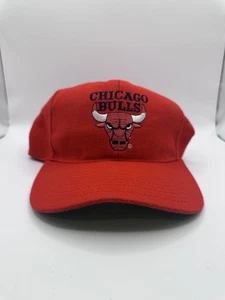 Vintage Chicago Bulls Hat Cap Snap Back Red NBA Basketball Mens Bulls 90s - Picture 1 of 8
