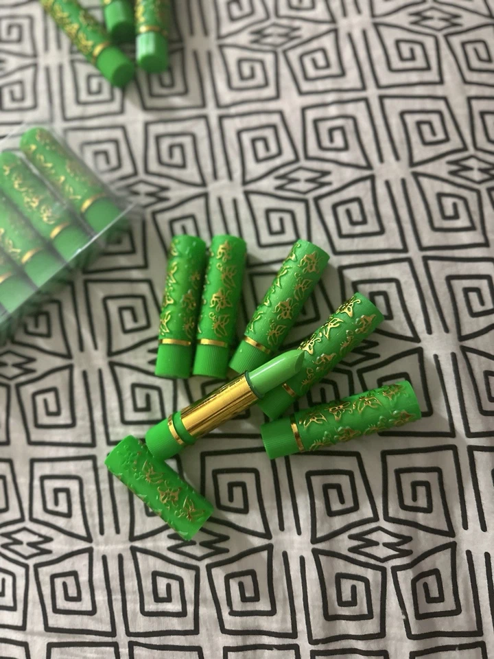 Lápiz labial marroquí 24h 💄 Lápiz labial mágico Green Magic 💄 Lápiz labial  Foto 1 de 4