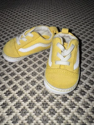 Sapatos de berço VANS Old Skool tamanho 3 amarelo bebê criança - Imagem 1 de 2