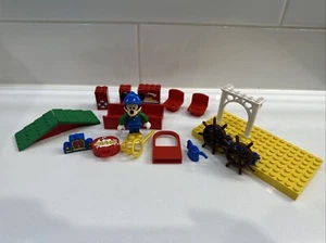LEGO 4178 Mickey's Fishing Adventure - Parts Only - 21% Complete - Picture 1 of 3