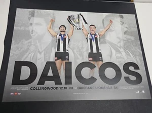 Nick and Josh Daicos 2023 Collingwood Magpies AFL Premiership Cup Limited Print - Foto 1 di 1