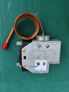 Johnson Controls P20DB-1C Pressure Limit Control w/Manual Reset 100-425 PSI - Picture 1 of 5