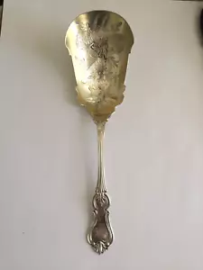Coin Silver Berry Scoop - Prince Albert Pattern - brightcut bowl - Picture 1 of 11