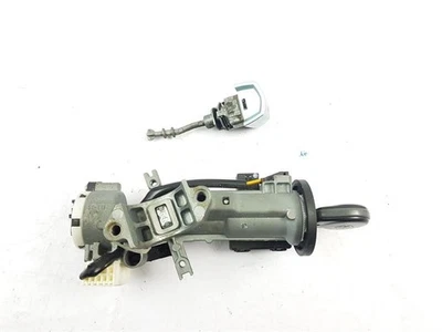 En MK1 Suzuki SX4 2006 barril de encendido, barril de puerta + llave 33970 65J00  Foto 1 de 4