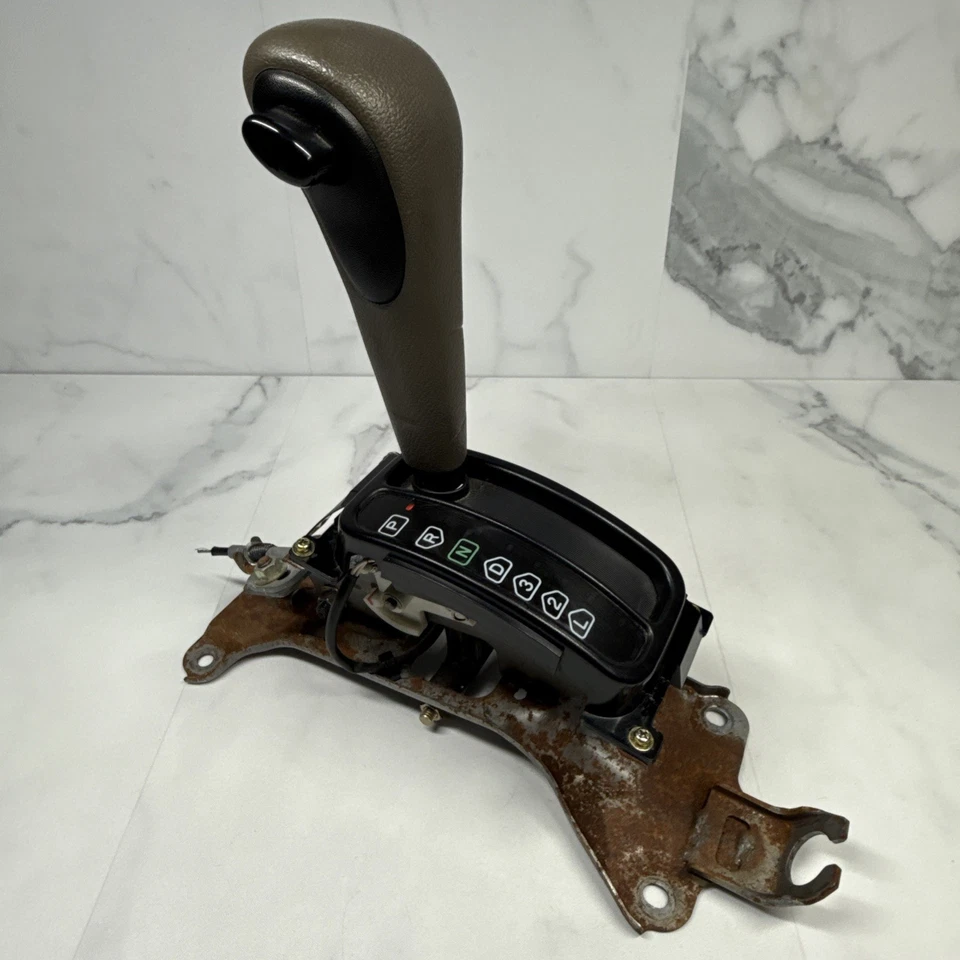 Palanca de cambios automática OEM 2001 2002 2003 2004 MITSUBISHI Montero Sport LS Foto 1 de 4