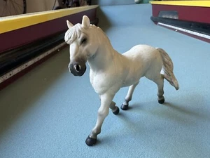Papo 51048 Andalusian Gelding Horse Figure 2005 Stallion Farm Barn Retired Toy - Picture 1 of 9