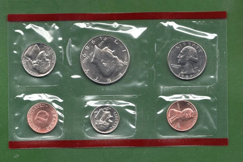1989 US DENVER HALF OF US MINT SET UNCIRCULATED COINS Cover