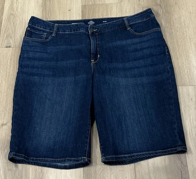 ST. JOHN'S BAY Women's Shorts Stretch Bermuda Blue 5-Pockets Plus Size 24W - Image 1 of 4