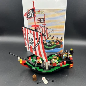 Lego Pirates Cross Bone Clipper 6250 100% Complete with Manual - Picture 1 of 14