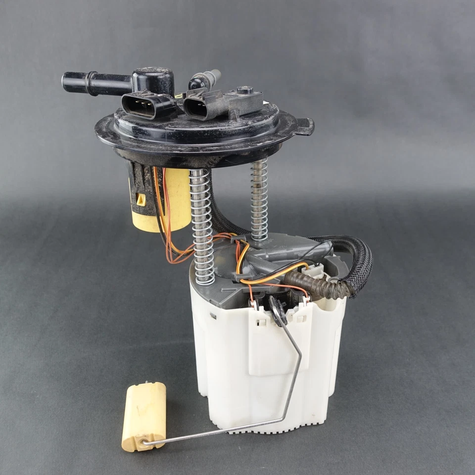 Bomba de combustível 2011 2012 2013 2014 2015 2016 GMC Acadia - Imagem 1 de 4