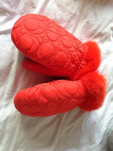 COACH rare kids thick quilted lined signature C FUR MITTENS gloves nwt $98 - Picture 1 of 6