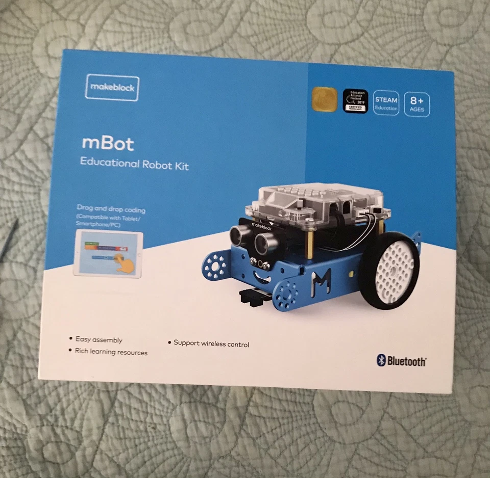 Makeblock mBot Educational STEM Robot Kit Programmable Coding Robot - Image 1 of 4