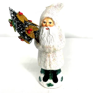 DEPT 56 Pappmaché Weihnachtsmann hält Borsten Pinsel Baum irisierend Glitzer 5,75" - Bild 1 von 9
