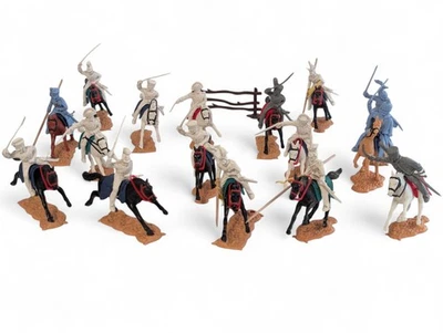 16 figuras vintage de caballería napoleónica de Timpo prusianos 1/32, sin pintar Foto 1 de 4