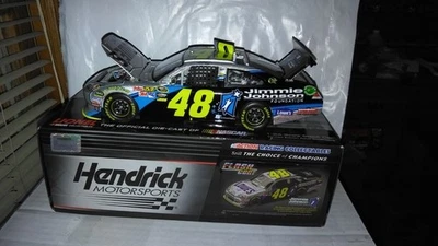 Jimmie Johnson 1/24 2011 #48 Lowe's/JJ Base Flashcoat Chevy SS DIN#10 Foto 1 de 4