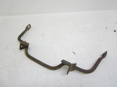 83 Suzuki LT 125 Quadrunner suporte de para-lama dianteiro 63120-18901 1983-1987 - Imagem 1 de 4