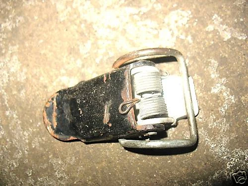 71 YAMAHA RT1 DT1 RT2 RT3 DT2 DT3 CONJUNTO DE PESTILLO DE ASIENTO Foto 1 de 1