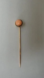 Vintage Estate 12 K Yellow Gold Stick Pin, Coral Decoration - Picture 1 of 8