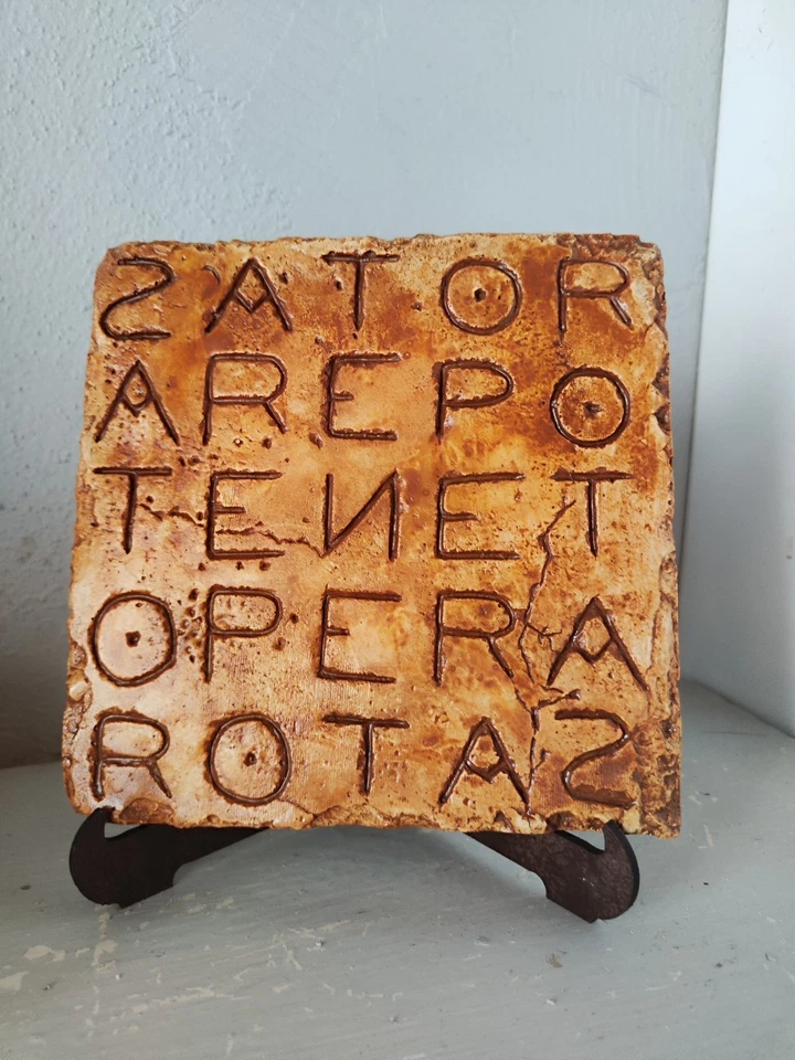 Sator Square / Tenet Arepo replika Model 2 - Image 1 of 4