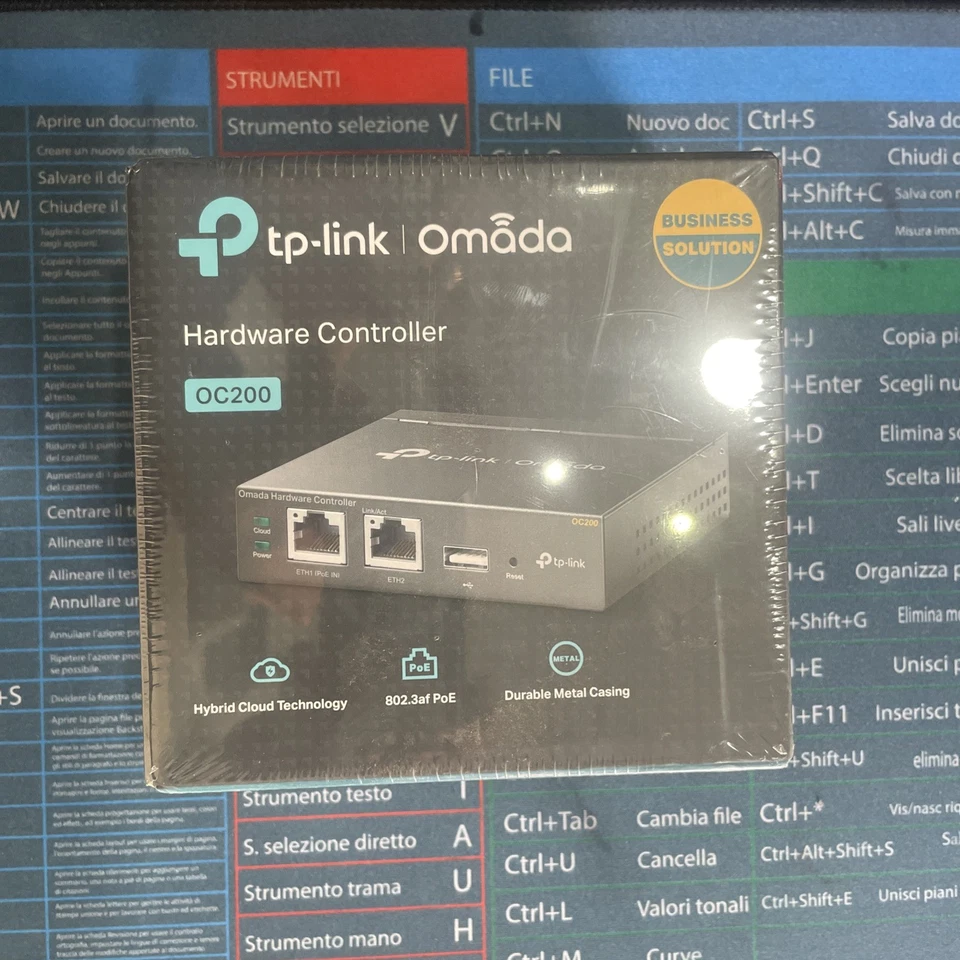 TP-Link OC200 Omada 10/100Mbps Switch di Rete Wi-Fi - Nero - Immagine 1 di 4