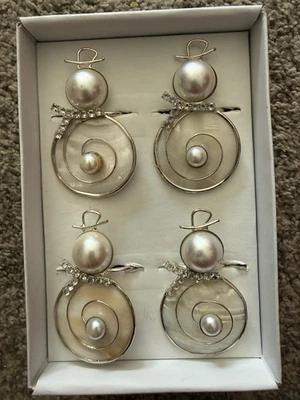 Anillos servilleteros muñeco de nieve perlas de Navidad adornados con perlas 4 piezas Foto 1 de 3