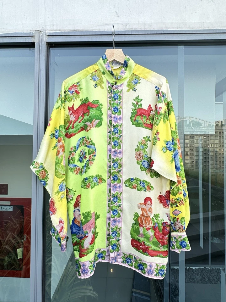 Camisa Vintage Gianni Versace - Floral Punto de Cruz SS1994 Foto 1 de 4