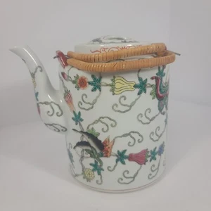 Tetera estilo cantón porcelana china de colección, decorada con flores de mariposas - Imagen 1 de 7