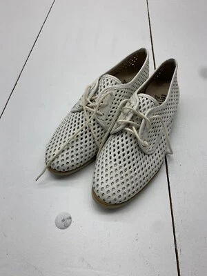 Zapatos Chelsea Crew de cuero blancos para mujer con etiqueta negra talla 6  Foto 1 de 4