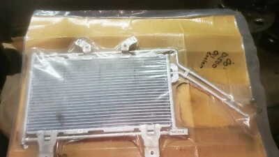 2000 - 2002 道奇 RAM 1500,2500 N.O.S. 油冷却器组件 — 第 1/4 张图片