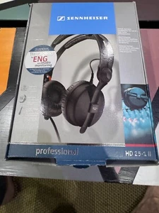 Sennheiser HD 25 DJ Headphones - Black - Picture 1 of 3