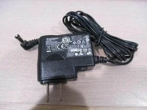 BRAND NEW Plantronics 83648-02 / 77391-02 9.0V AC Power Supply - Picture 1 of 2
