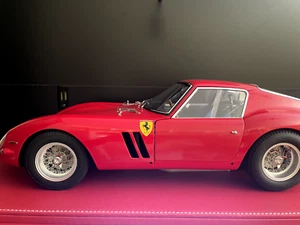 Modello Centauria Ferrari 250 GTO 1:8 - Foto 1 di 18