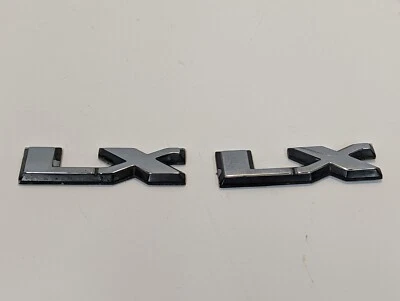 Chrysler Lebaron Convertible LX Emblema Cromo Foto 1 de 4