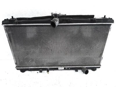2016-2018 Lexus Es350 Automatic Trans Radiator 16400-0P350 - 60K Miles - Image 1 of 4