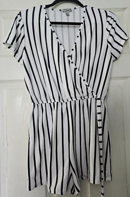 Mameluco para mujer a rayas verticales J For Justice/talla mediana EE. UU./ropa para mujer Foto 1 de 4