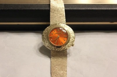Смелый оранжевый ретро женщины Accutron с золотой сетки браслет, электрический, 36 x 32 мм - Изображение 1 из 4