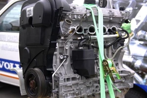 Motore (B5254T2) per Volvo S60,S80,V70,XC70,XC90 2.5 Turbo (2003-) 8251489 (4) - Foto 1 di 1