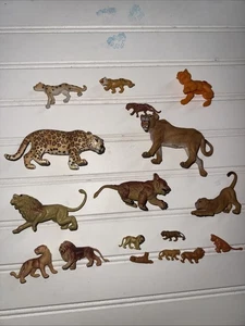 Lotto figurine gatto grande vintage. Leopardo, leone, leonessa, tigri misura 1”- 6” - Foto 1 di 7