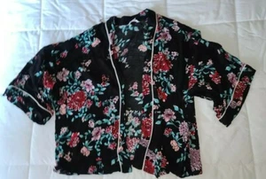 Women's candies size large 3/4" sleeve black floral open cardigan shirt - Imagen 1 de 6