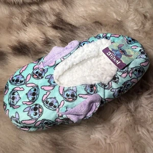 NWT Disney Stitch Slipper Socks - Cozy & Warm! - Size M/L (8 - 10) - Picture 1 of 4