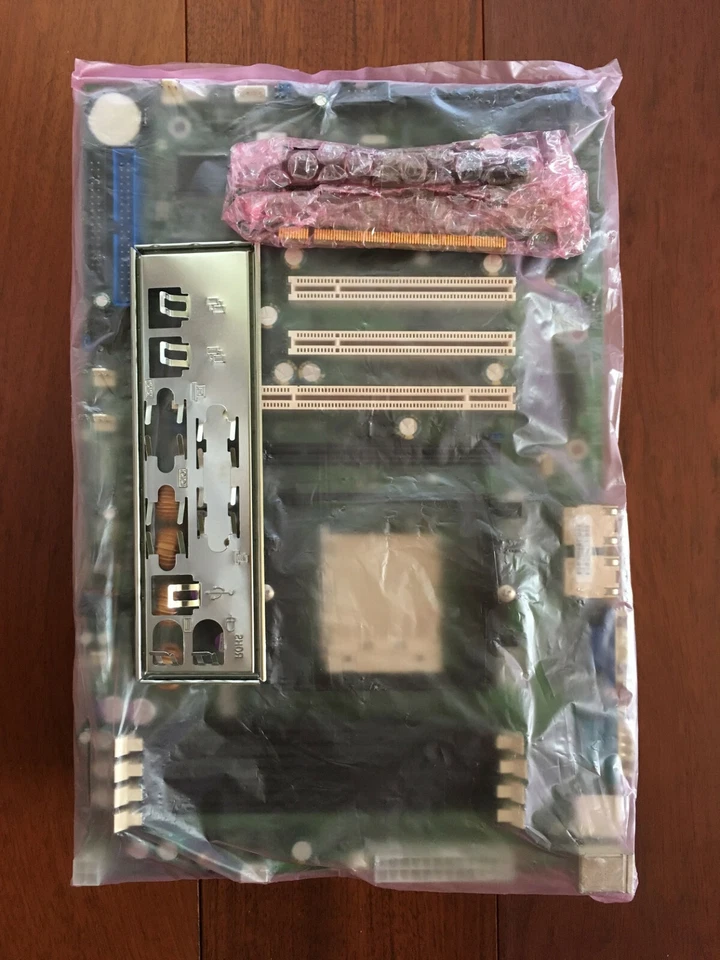 SuperMicro H8SSL-i motherboard - Image 1 of 1