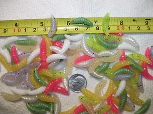 100-7/8"-inch-MIX-crappie panfish-scent-grubs-wax worm-maggots-larva-jigs-spike - Picture 1 of 4