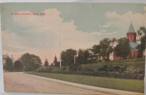 Ionia, Mich - An Ionia Driveway - posted 1913 - flag postmark - Picture 1 of 2