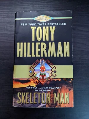 SKELETON MAN by Tony Hillerman Joe Leaphorn & Jim Chee Paperback Foto 1 de 3