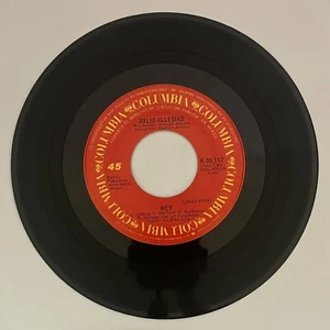 JULIO IGLESIAS - HEY / UN SENTIMENTAL - 1980 MEXICAN 7" SINGLE, LATIN POP - Picture 1 of 2