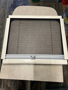 WOHNWAGEN - WOHNMOBIL HORREX DUO PLISSE UCS FLYSCREEN UND BLIND - Bild 1 von 4