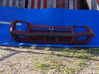 1982-1983 Plymouth Scamp/Turismo/TC3 OEM б/у крышка переднего бампера (BP0523) - Изображение 1 из 4