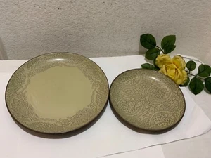 222 Fifth Chandi Vanilla Stoneware Dinner & salad Plates 10 3/4” Discontinued G4 - Picture 1 of 10