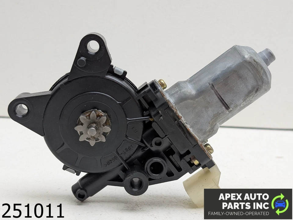 OEM 2007-2010 Hyundai Entourage Front Right Passenger Side Door Window Motor - Image 1 of 4