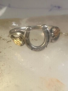 Anillo Oro Black Hills Banda Herradura Hojas Buena Suerte Meñique Talla 5.5 Esterlina Si - Imagen 1 de 10